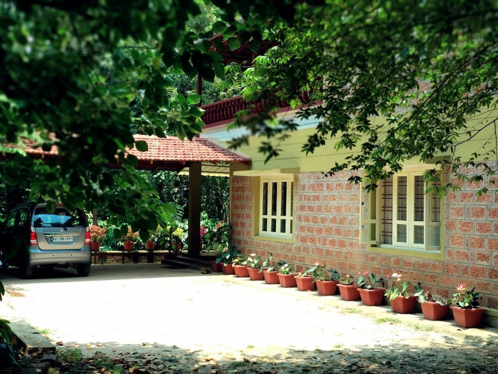 Heights Farm Stay - Coffee Estate Stay