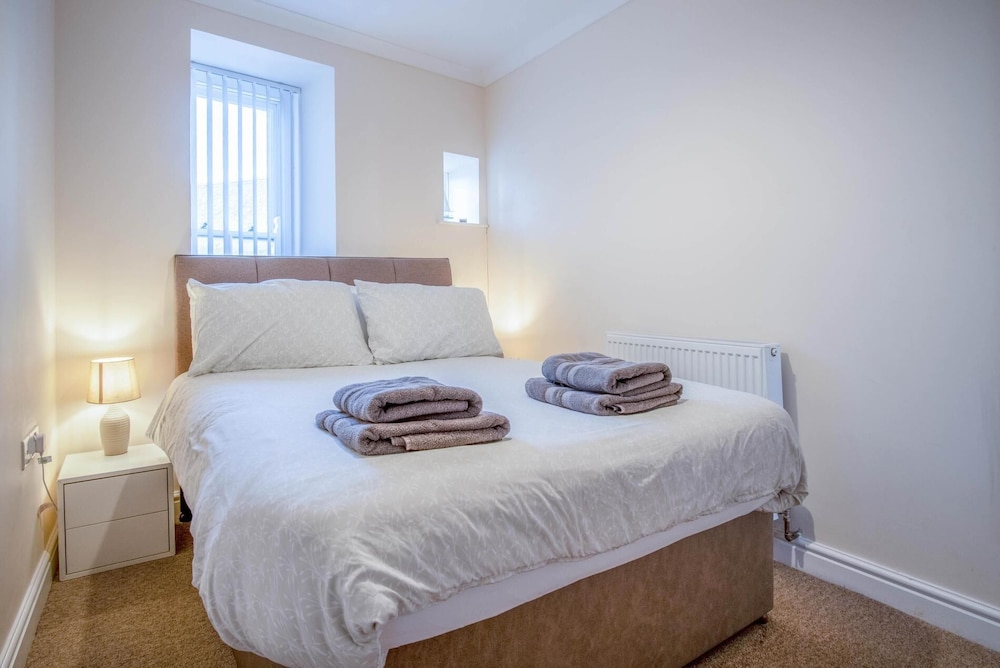 Skokholm Apartment - 3 Bedroom Apartment - Tenby