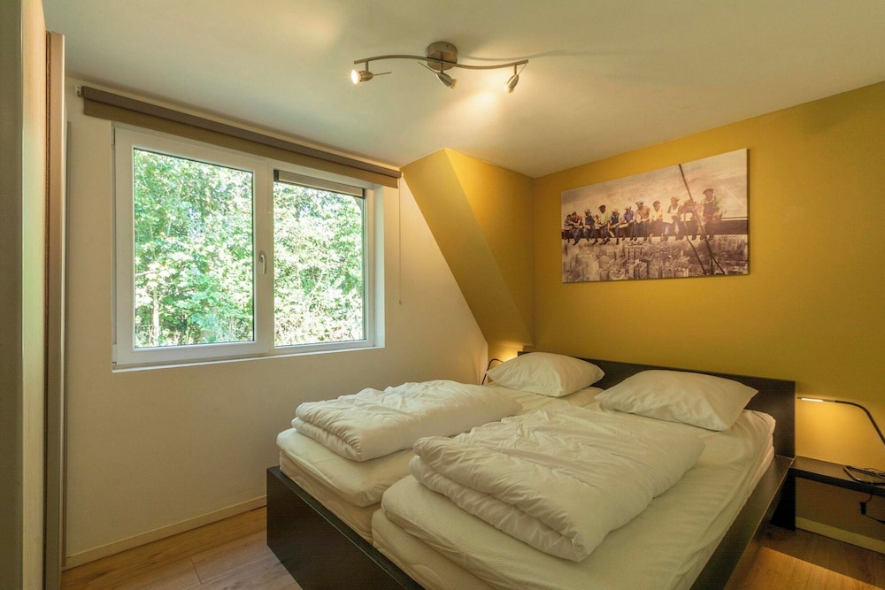 Holiday Home in Groote Keeten With Garden