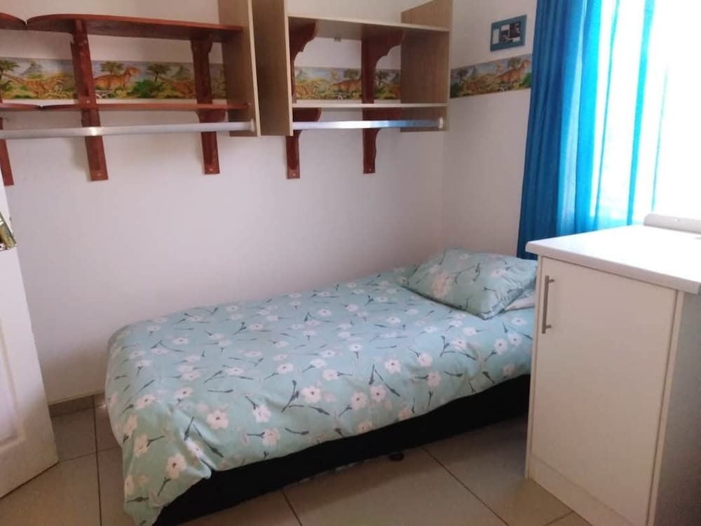 MC's Self Catering Accommodation view 4