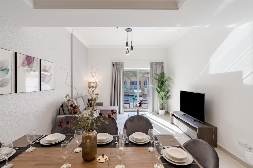 GLOBALSTAY. Private Pool Villas and Townhomes
