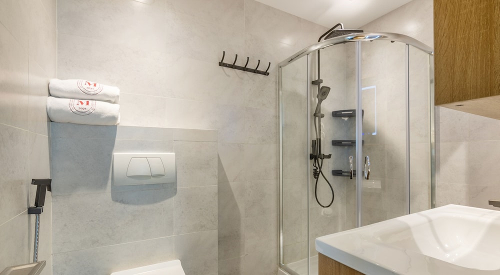 Manzil-Lux 1BR in Marina with views