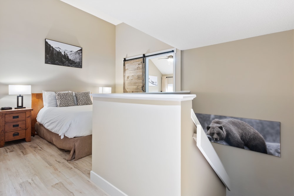 Wintergreen Condos