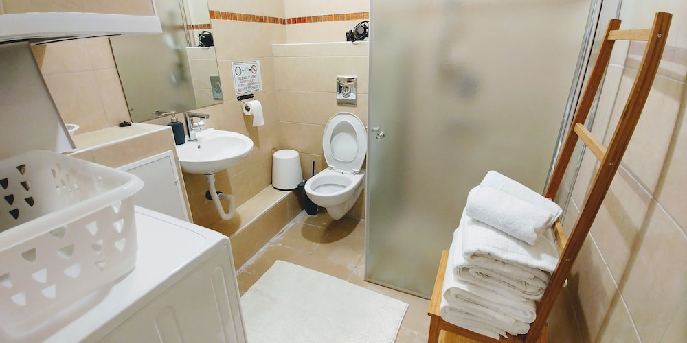 Begin19 Apartment Hotel