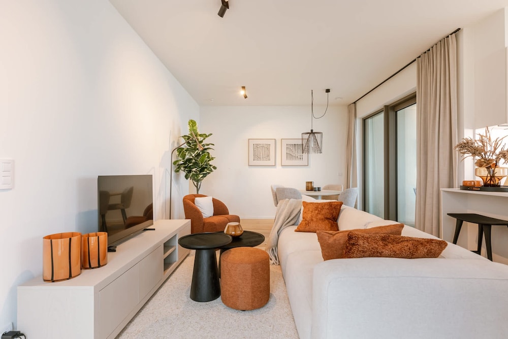 Ostend Luxury 4-guest Balcony and Free Parking