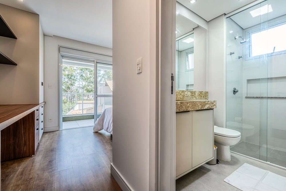 Modern Apt With Balcony 150m From the sea Abc0202