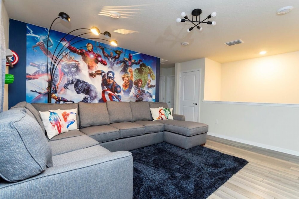 Theme Dream House - Brand NEW Windsor Resort view 3