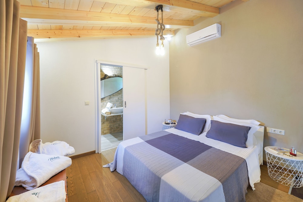 Natura Bungalows