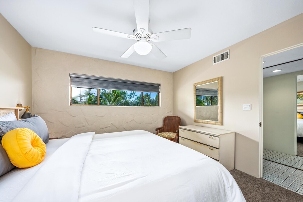 Big Island Casa De Emdeko A308 1 Bedroom Condo view 5