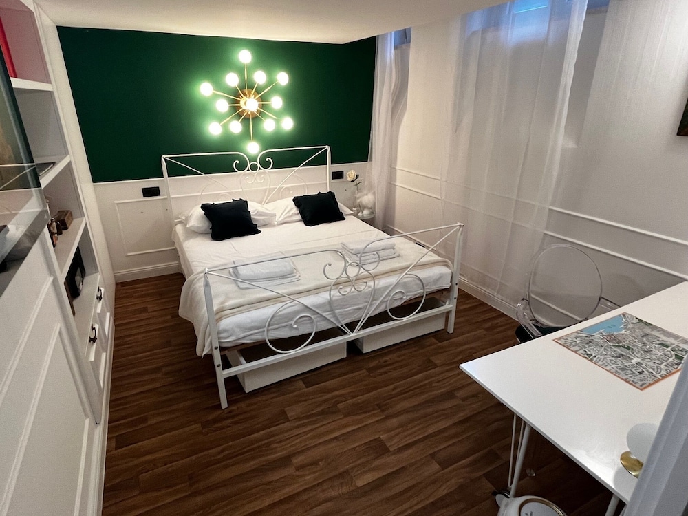 Db Interiors
