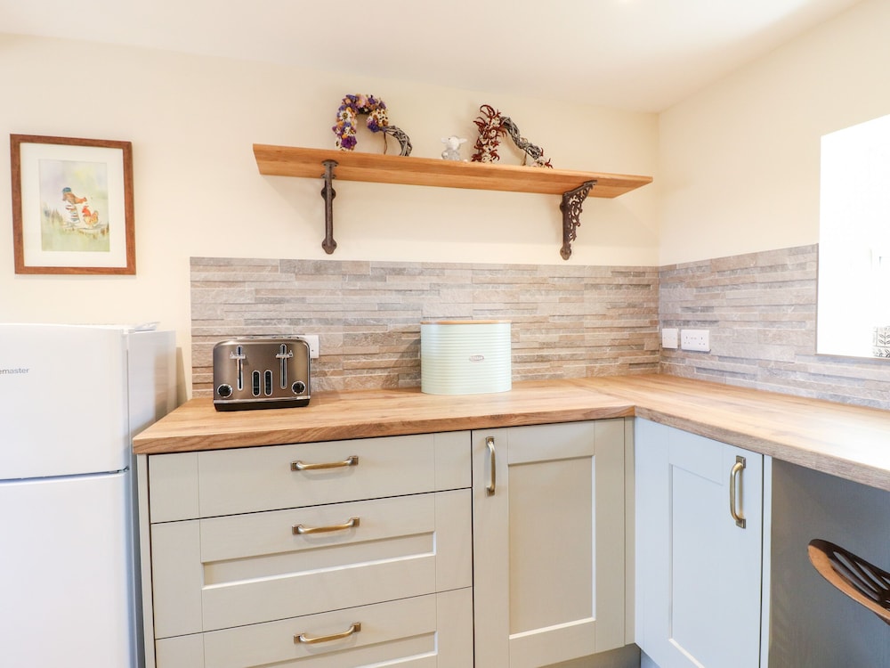 Tolldish Cottage