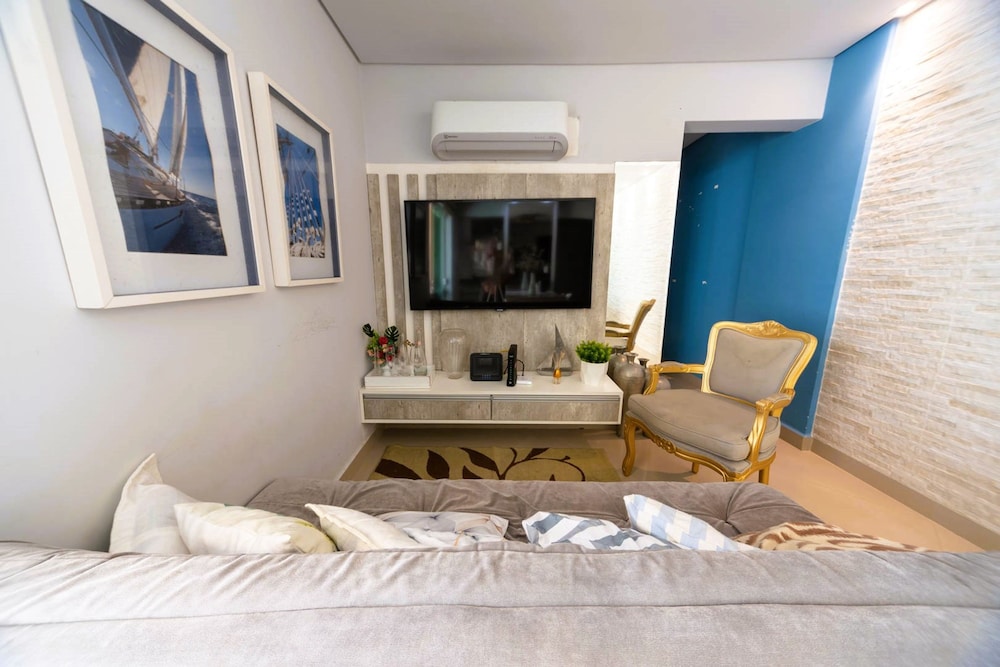 Apto pet Friendly c Churrasqueira a 100m da Praia