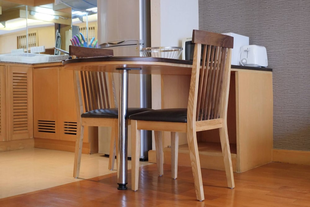 Peaceful and Quiet Apartment on Changklan Road