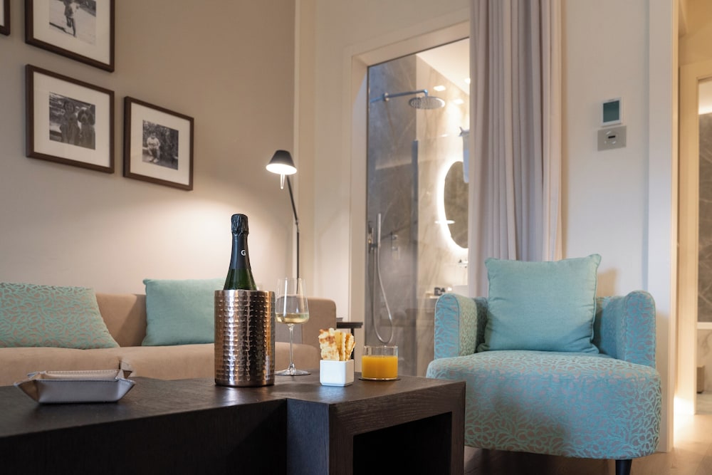 Anna Teresa Luxury