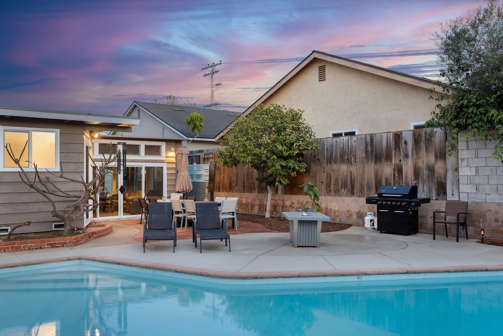 California Dreamin by Avantstay Private Pool Fire Pit Near the Beach