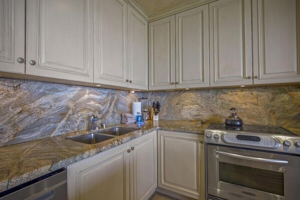 Makena Surf, #b-208 2 Bedroom Condo