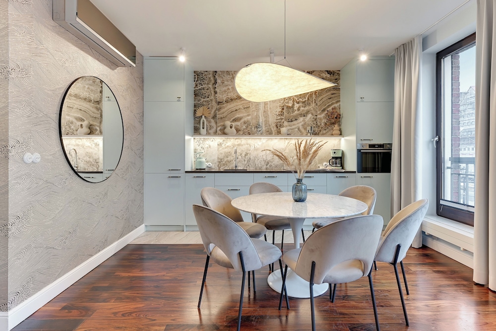 Lion Apartments - Apartment in Old Town