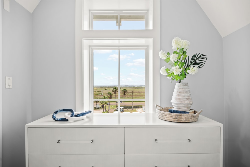 Coastal Reverie TC 6301