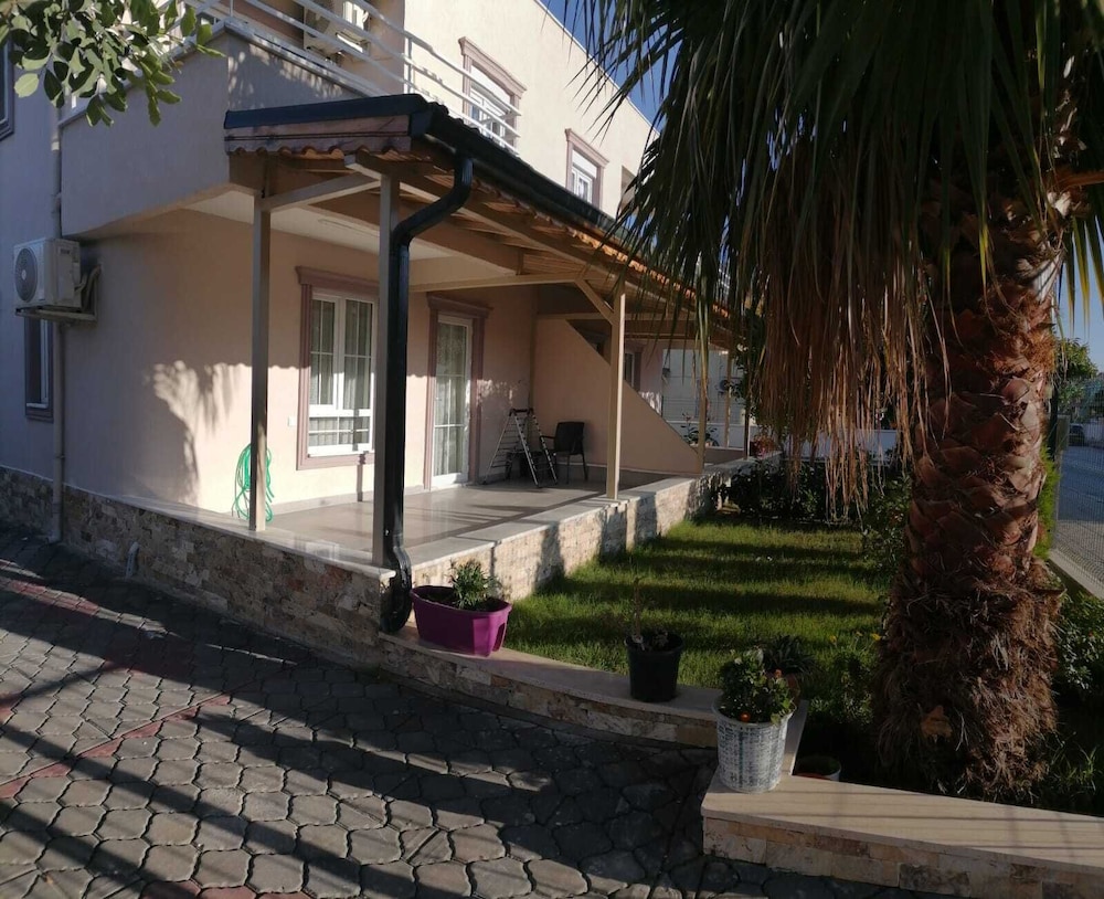 Photo 16
