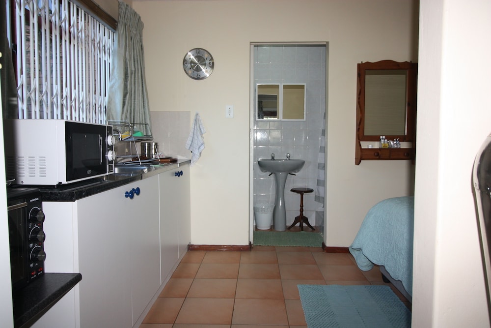 Photo 33