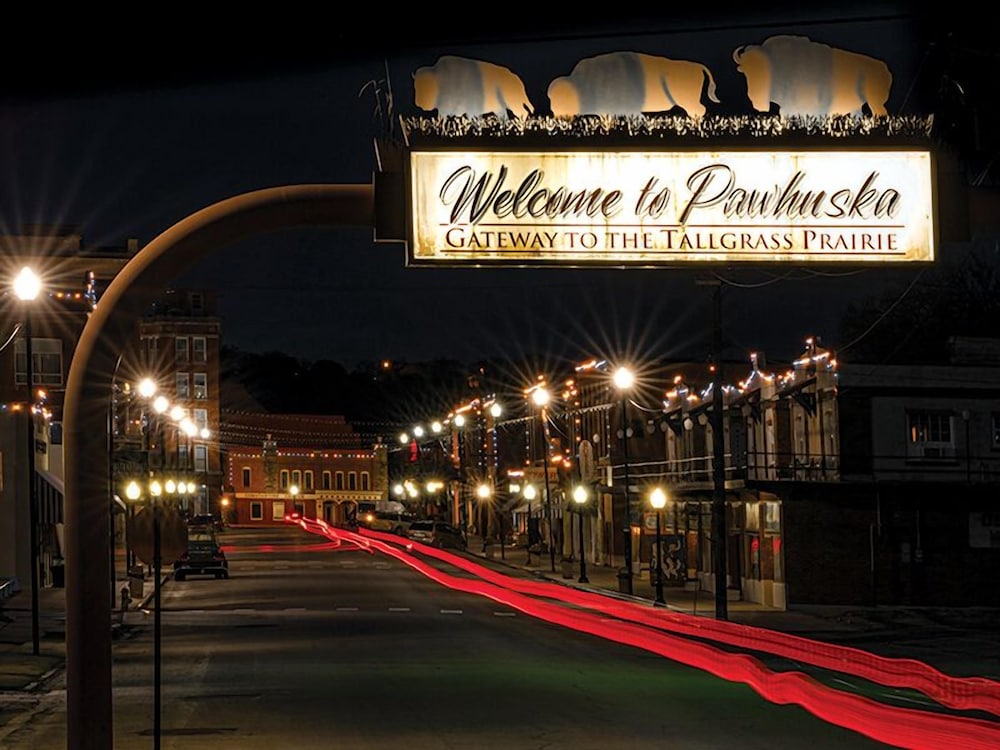 Historic Whiting Hotel Suites - Property Image 101