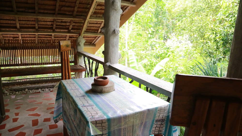 Hambilica Ecolodge