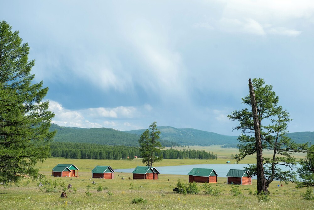 Dalai Eej Resort - Inside Khuvsgul Lake National Park