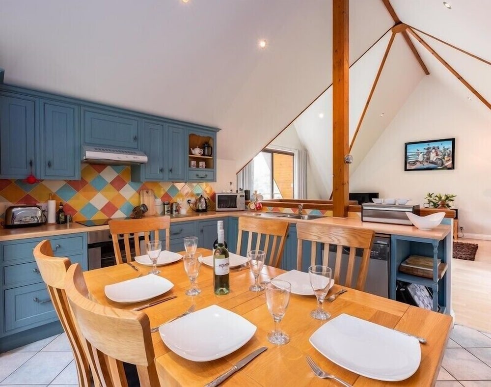 Alpine Lodge