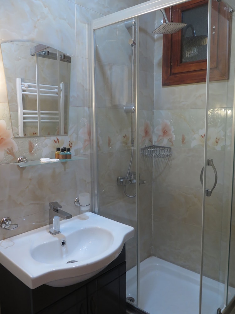 Nuray Hotel - Image 37