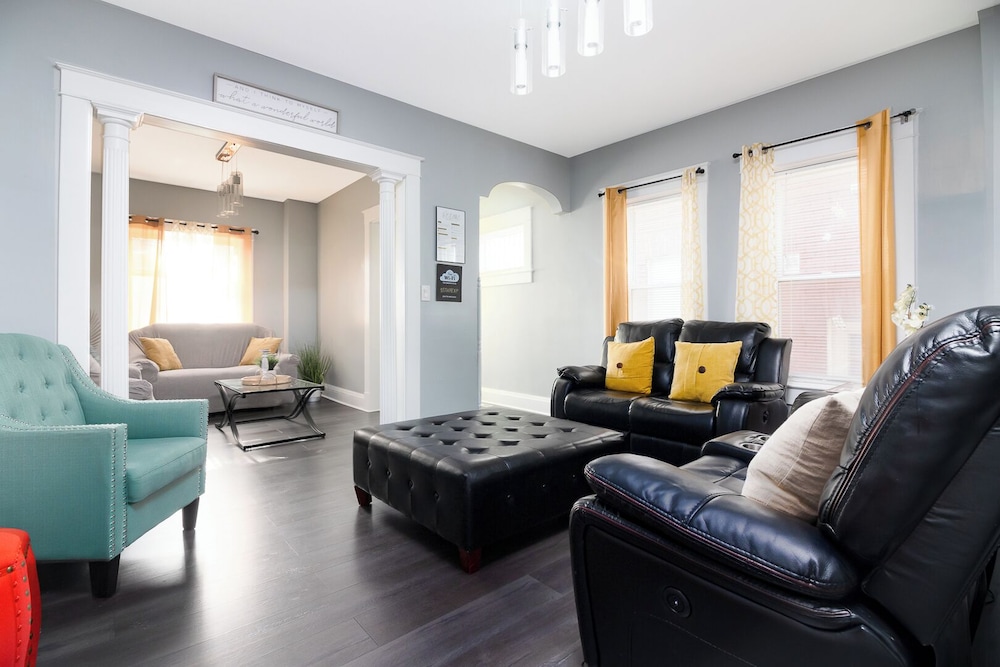 Double House Rental – 11Br Perfect For Big Groups
