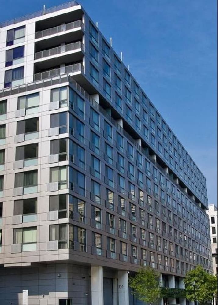 Bridgestreet at Newseum Residences