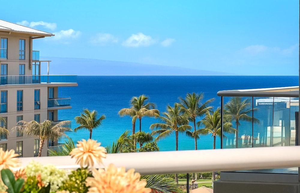 Honua Kai Hokulani 3 Free Rental Cars KBM Resorts Extra Large Lanai 3 Units, 4 Bedrooms Ml-1826