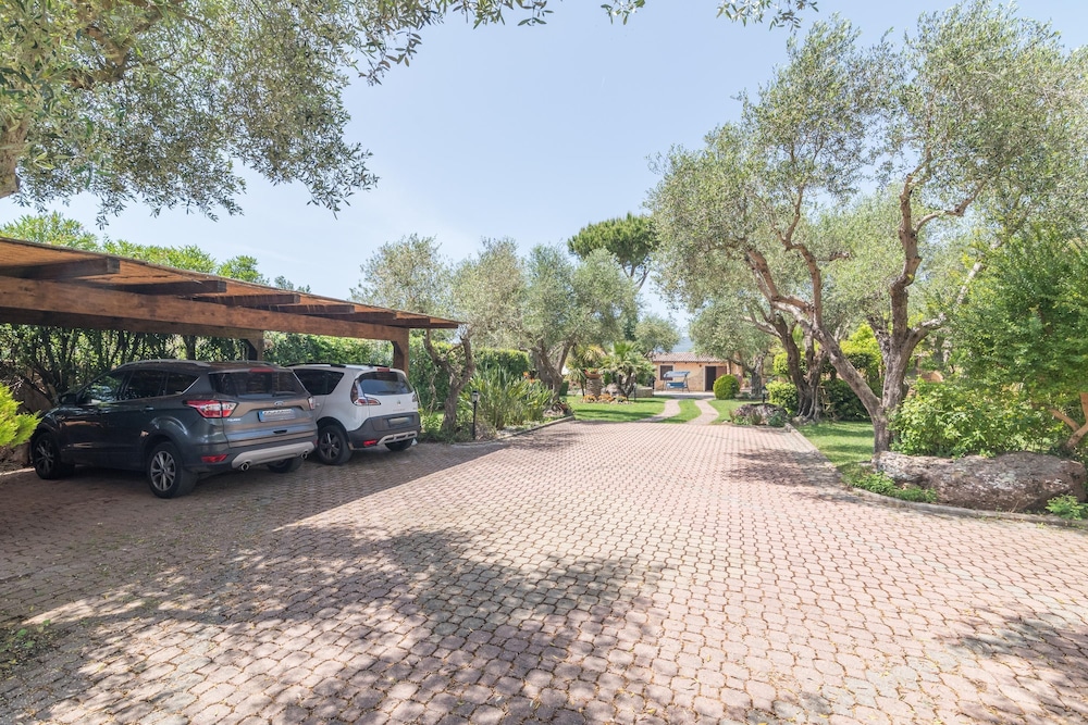 Dimora Patrizia With Pool view 5