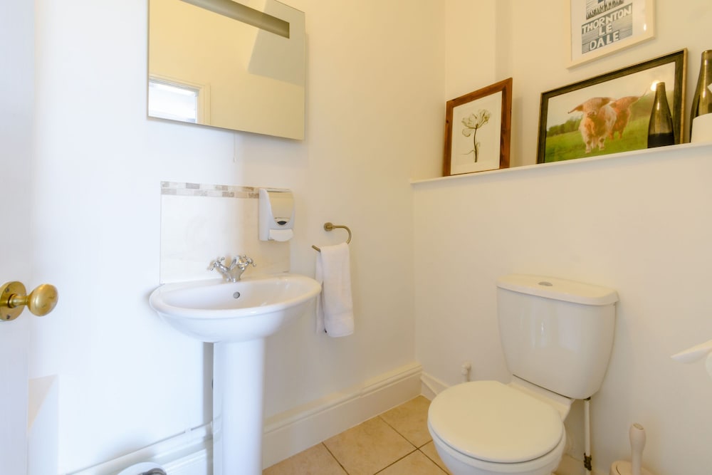1 Roxby Terrace