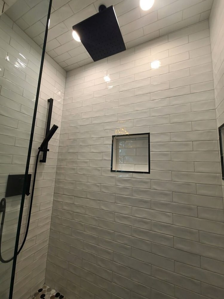 Remodeled and Inviting Free EV Charging Station Level 2