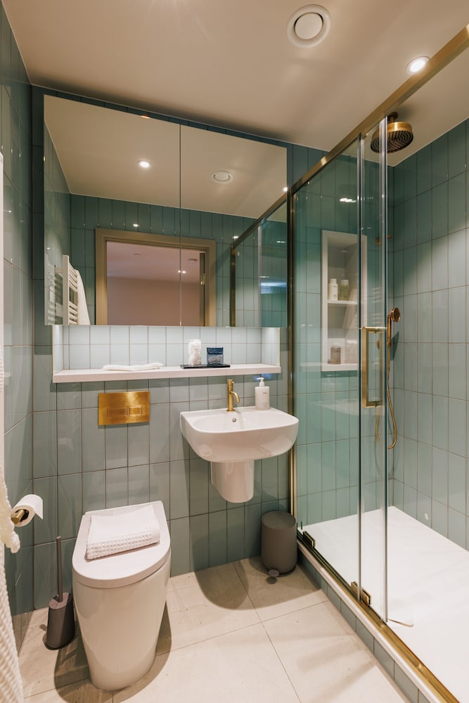 Modern Studio Flat in North London