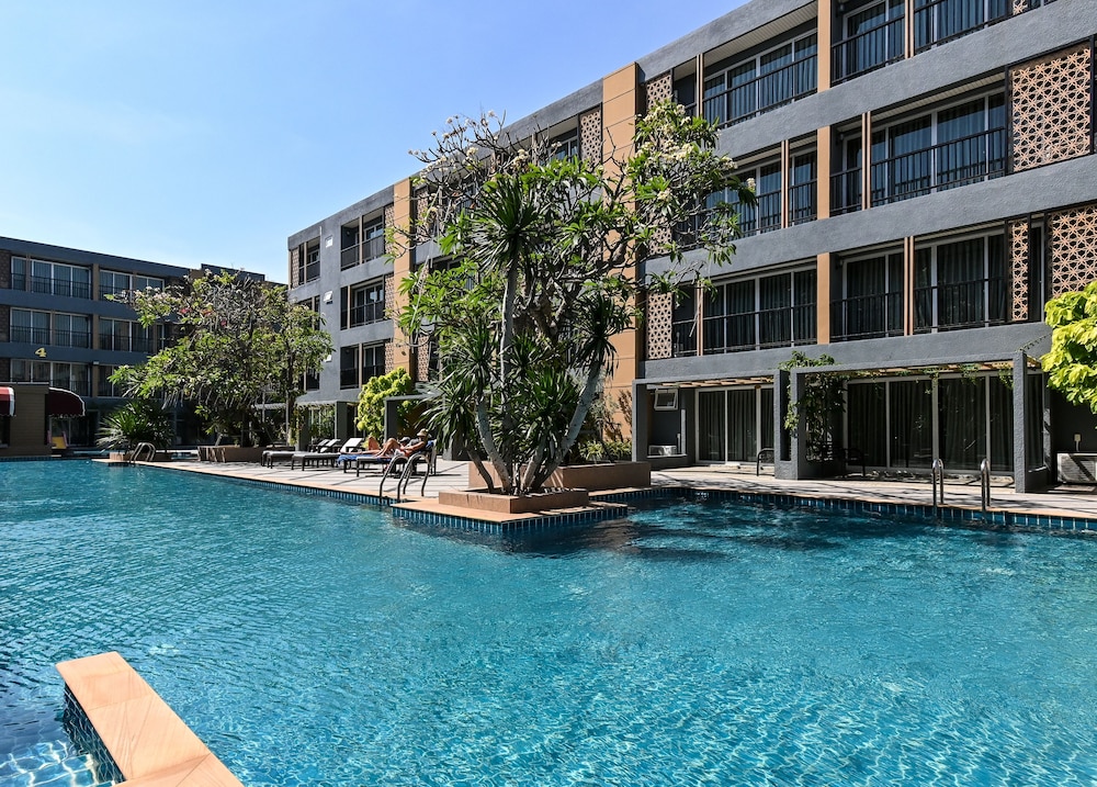 Golden Sea Hua Hin