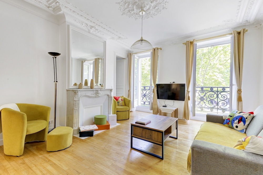 3BR Modern Escape by Champs-Élysées