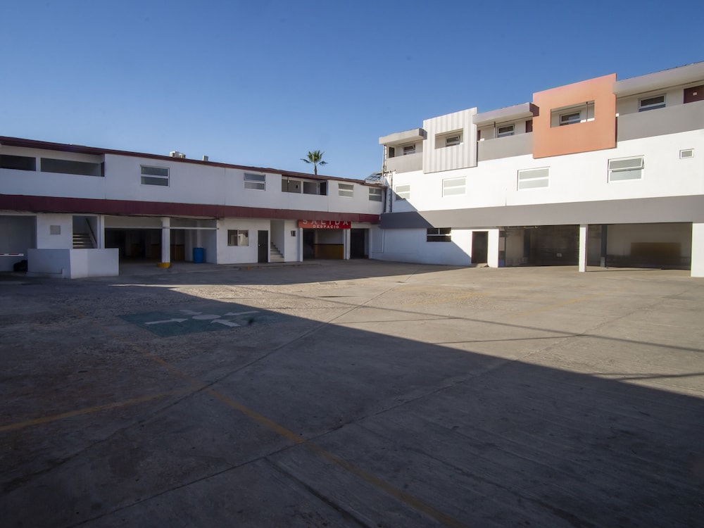 Ensenada Vacations - Hotel Rose Ensenada - Property Image 25