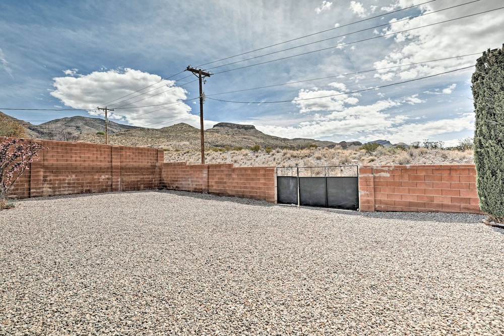 Alamogordo Vacations - Mountain View Desert Home - 25 Mins to White Sands - Property Image 6