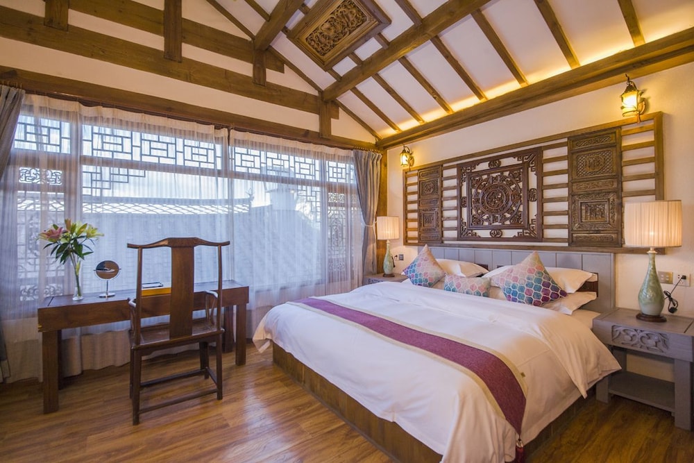 Hua Zhu Fansu Yunju Homestay