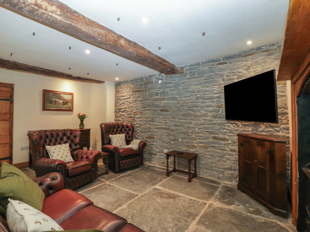Evenjobb Court Farmhouse