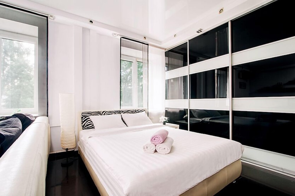 apartments on Lenina 4 view 3