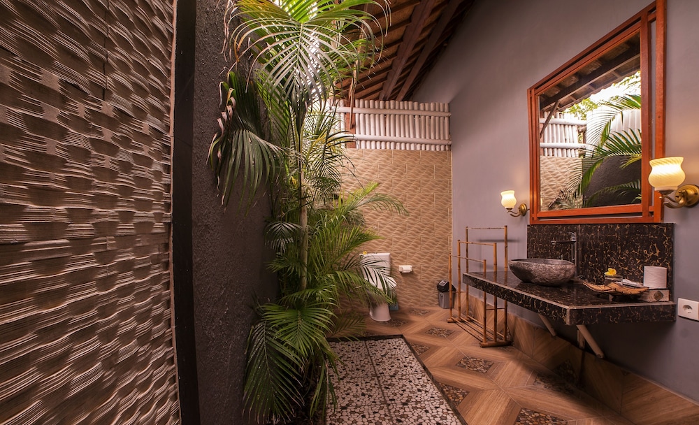 Warisan Villa By Reccoma view 2