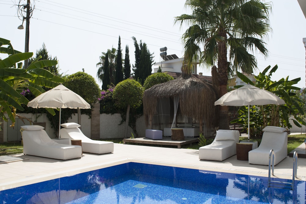Bamont Villas