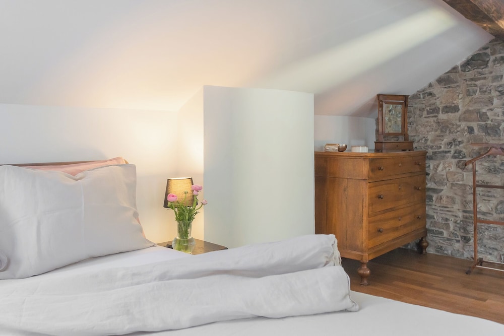 Emily's Holiday House - Authentic Lake Como by Rent all Como
