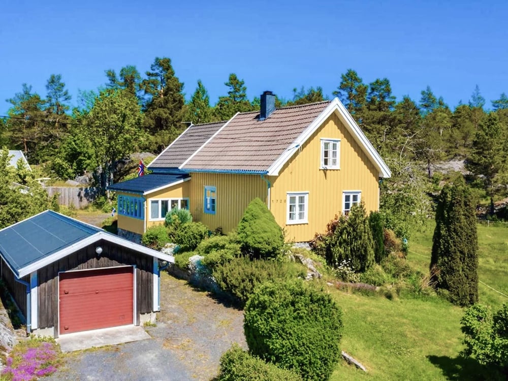 6 Person Holiday Home in Sondeled