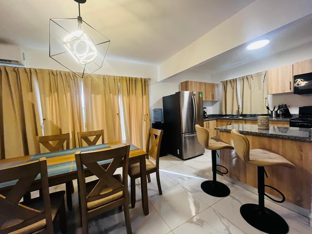 4BR 14 pax Twin Villa-Bbq & private pool