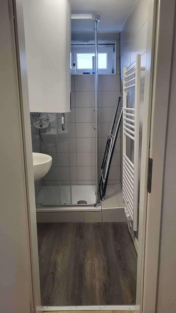 3-bed Cosy Apartment - Sleeps 8