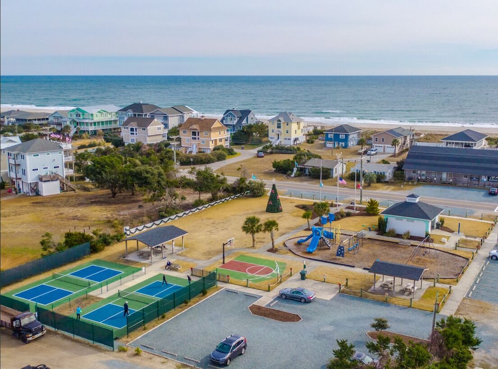 The Shell Collector by Topsail Realty
